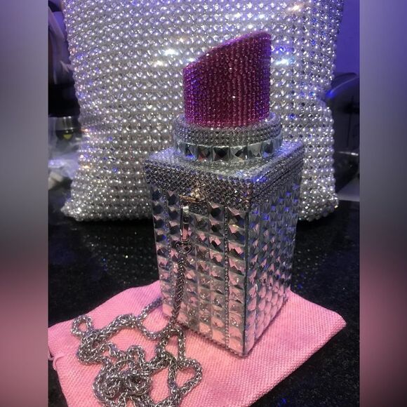 SUPER CUTE Pink Lipstick Purse with Detachable Strap - Picture 8 of 10